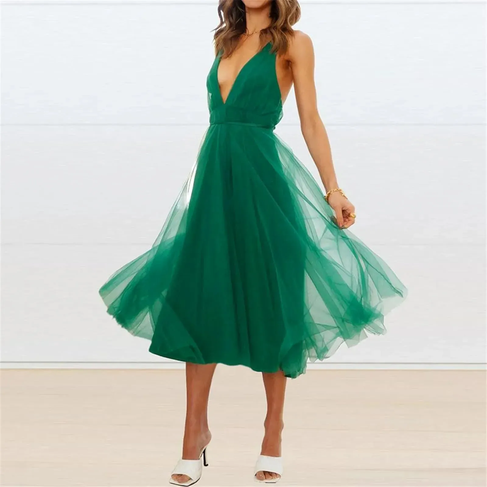 2024 Lace-Up Empire Waist Deep V-Neck Backless Tulle Bridesmaid Midi Dress