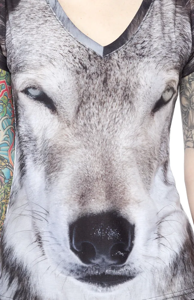 BELOVED WOLF STARE V NECK TEE