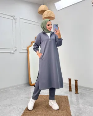 Cozy Sport Outfit of 2-Pieces in Gray Shade  طقم رياضي دافئ مكون من قطعتين باللون الرمادي الجميل