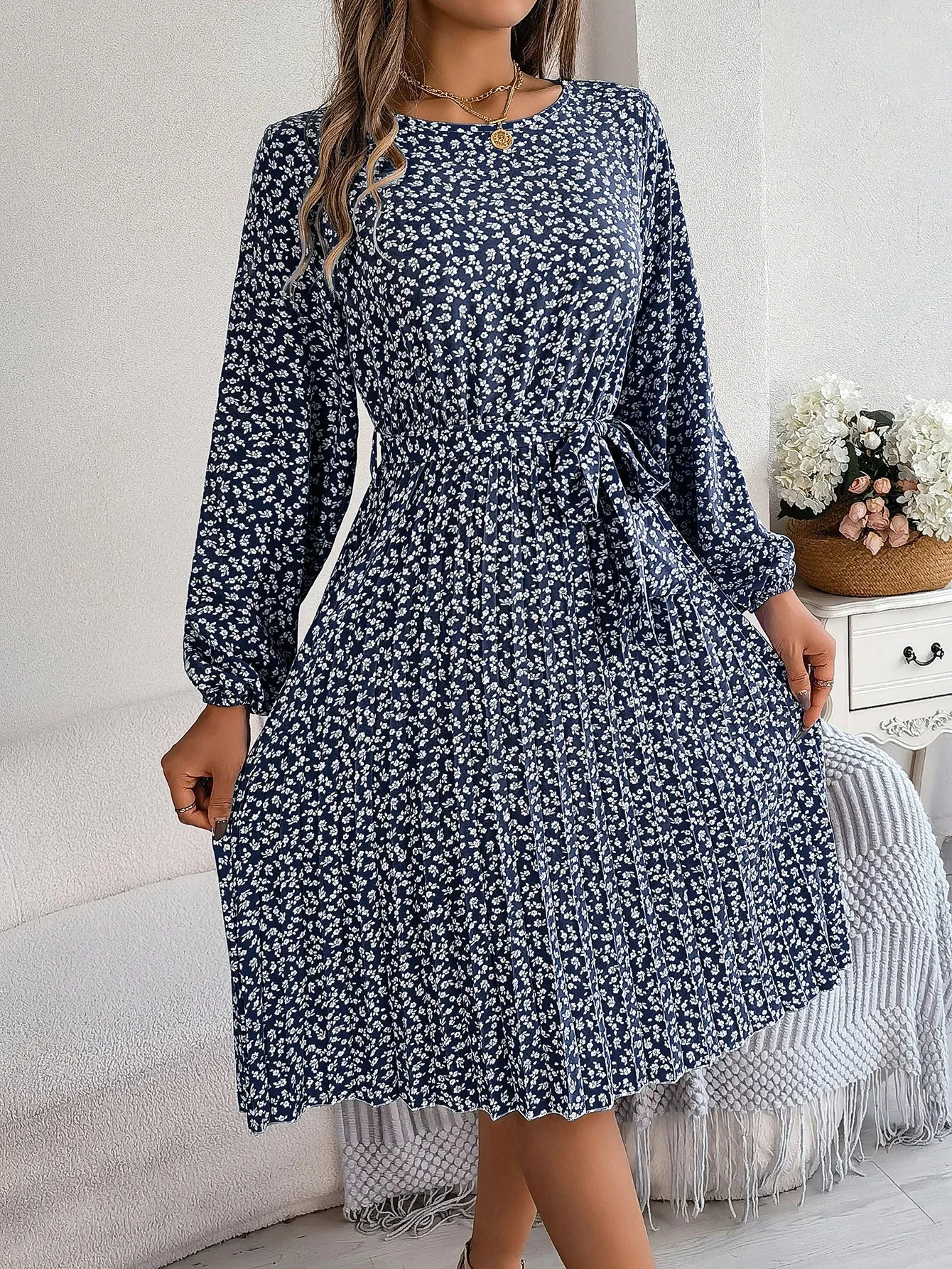 Floral Print O-neck Lantern Sleeves Lace up Pleated Midi Dress