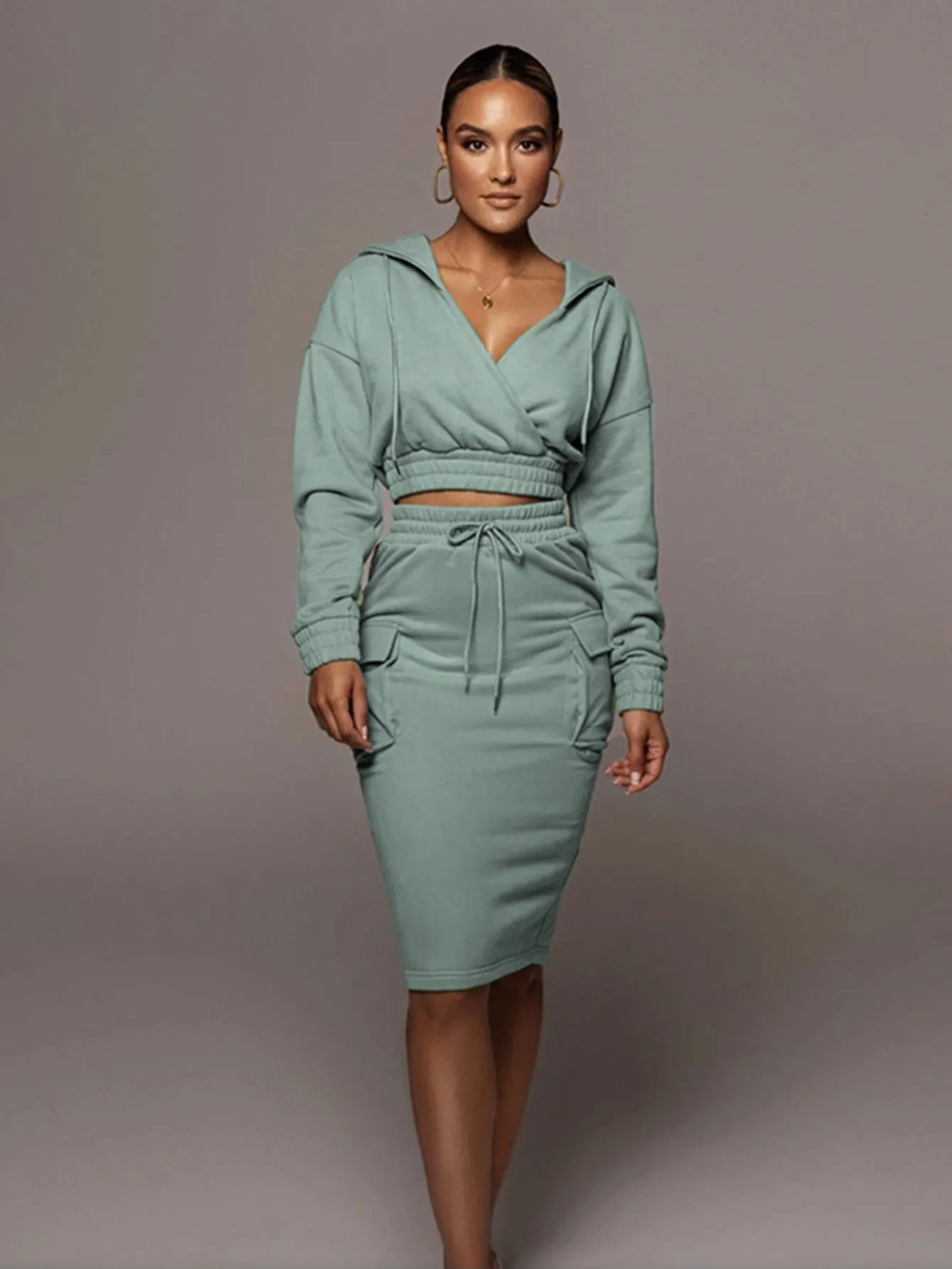 KittenAlarm - Solid V Neck Crop Hoodie&Skirt Set