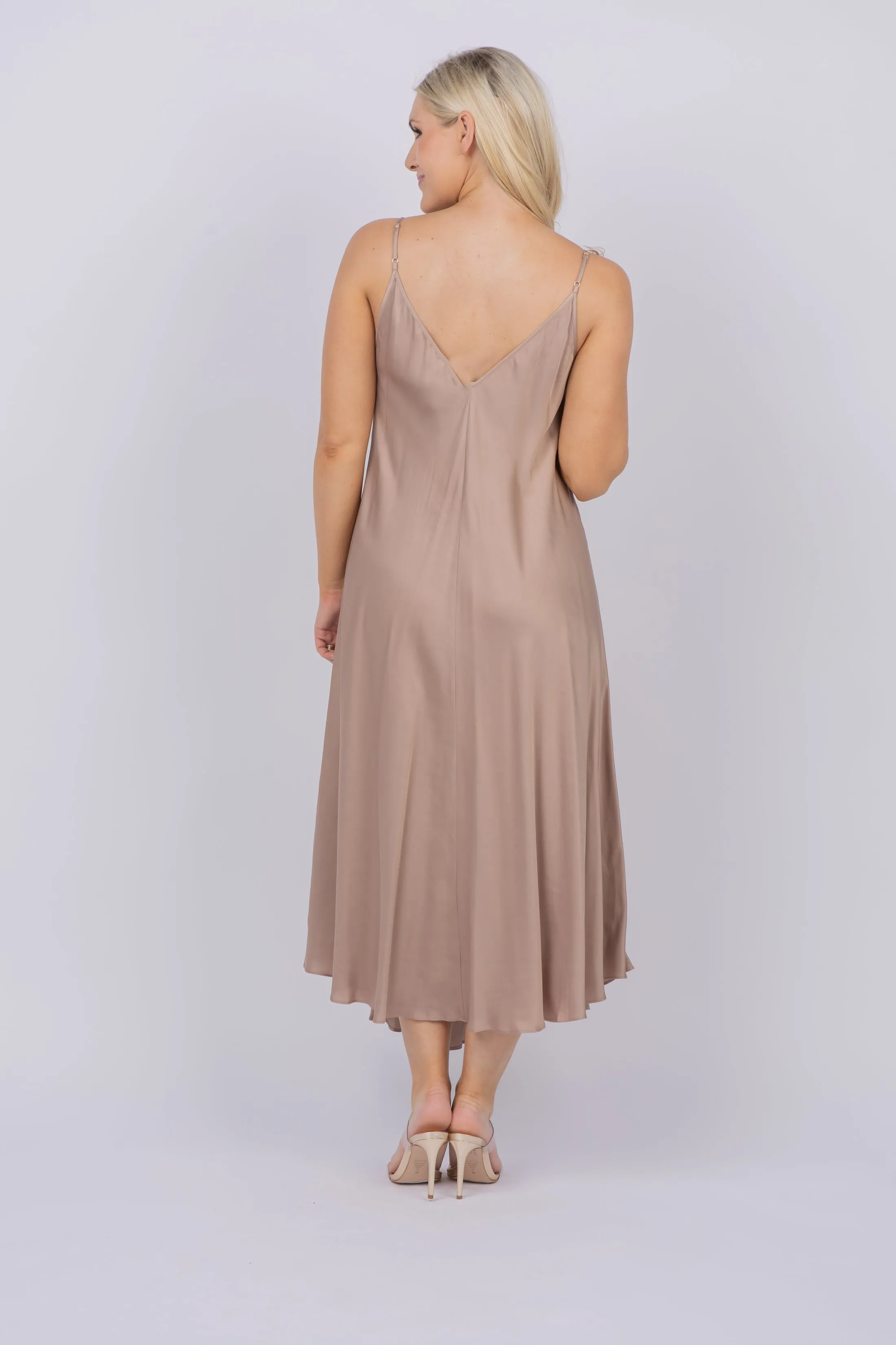 L'AGENCE Lorraine Trapeze Dress in Cashew