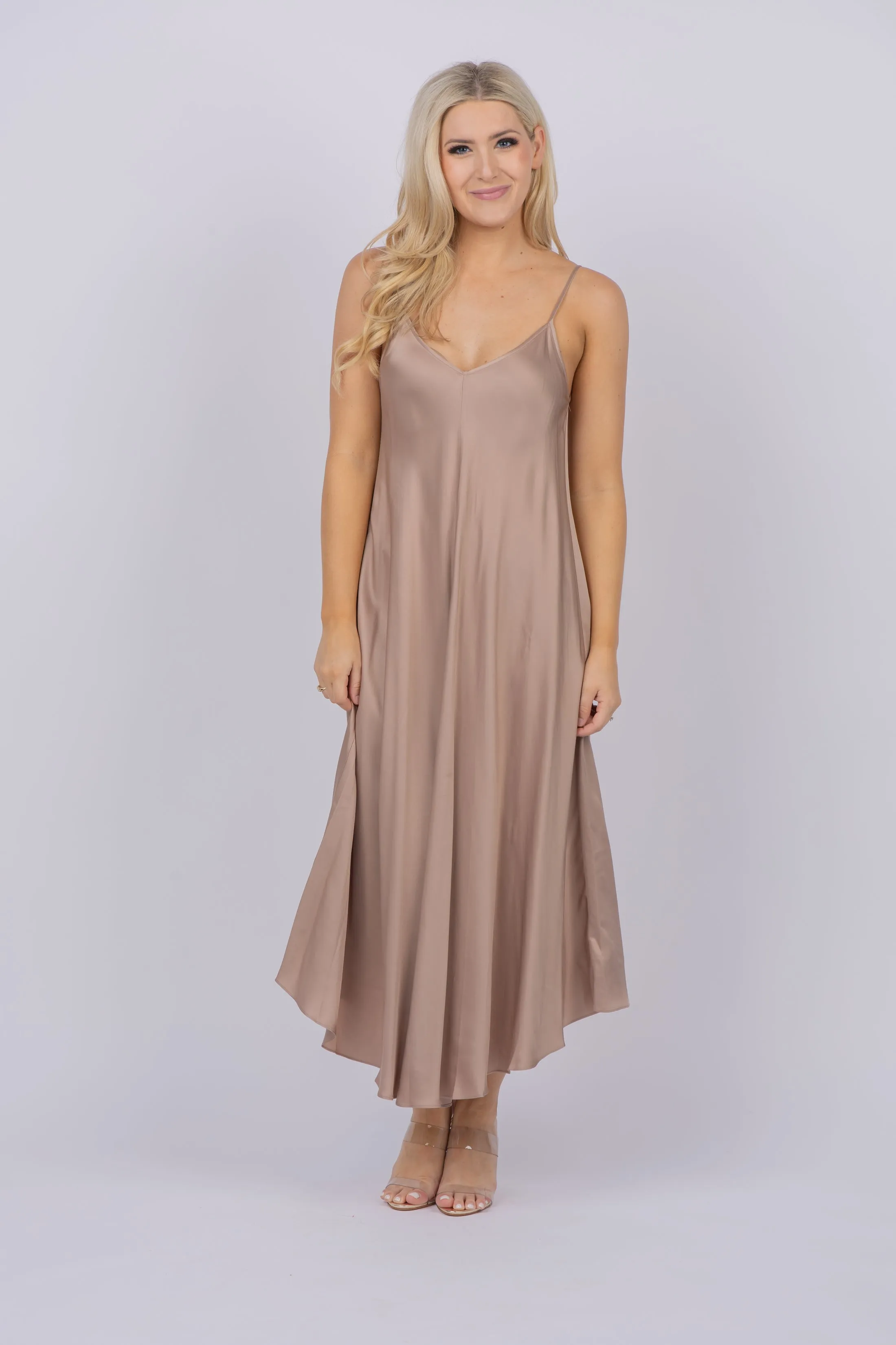 L'AGENCE Lorraine Trapeze Dress in Cashew