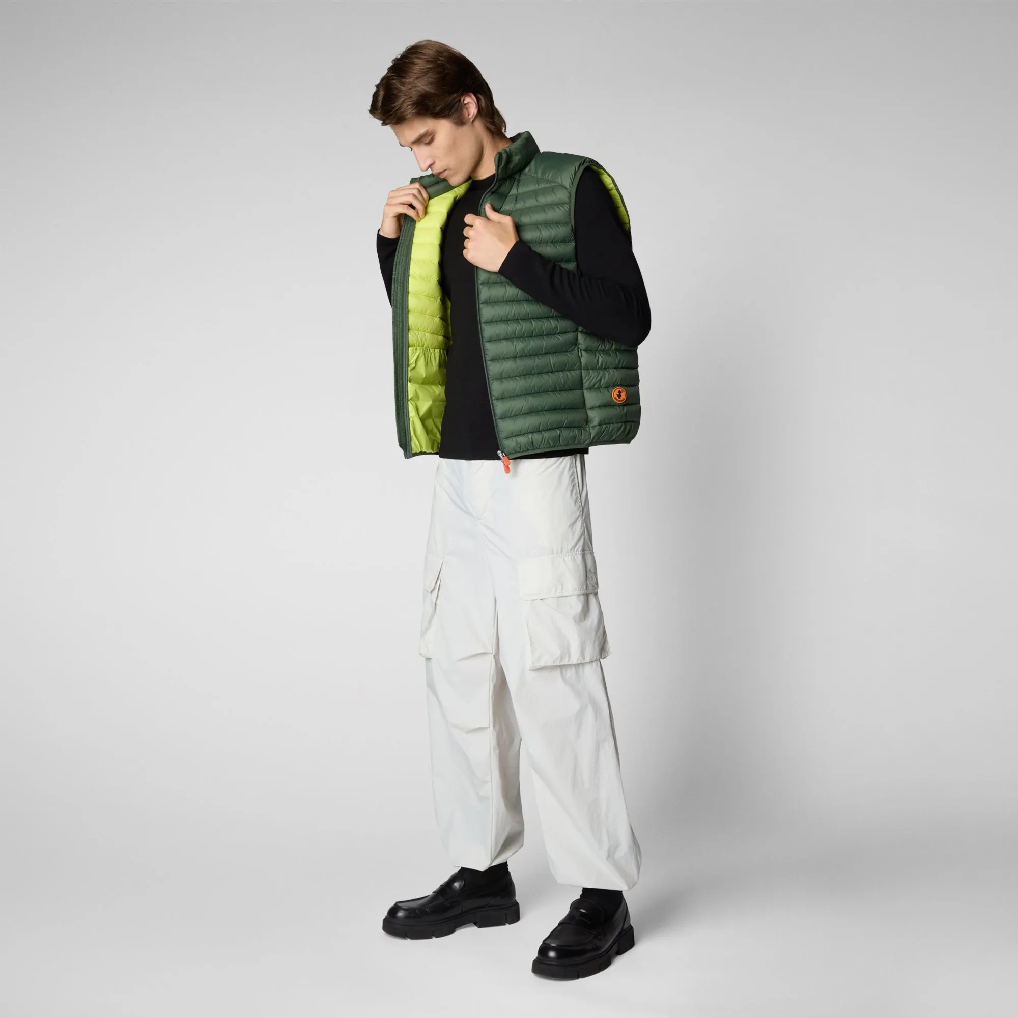 Man's vest Adam in thyme green