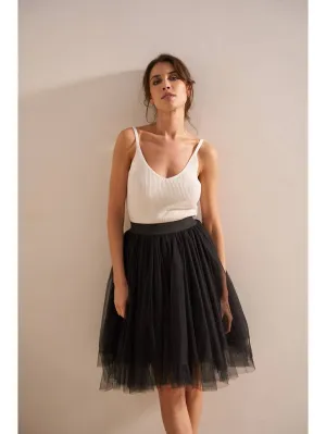 Mid-length tulle skirt