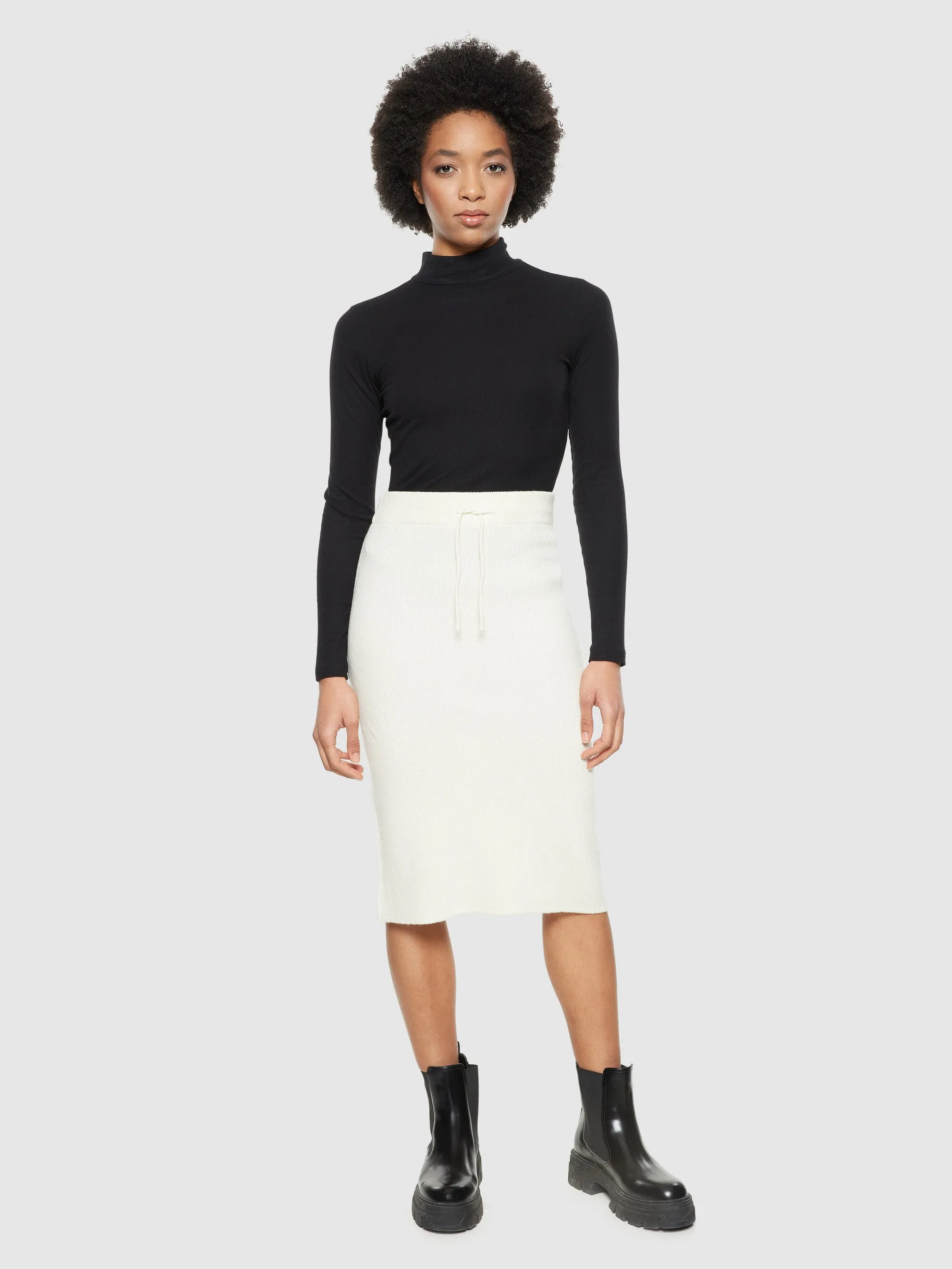 Wool midth lengt rib knit skirt - Egret