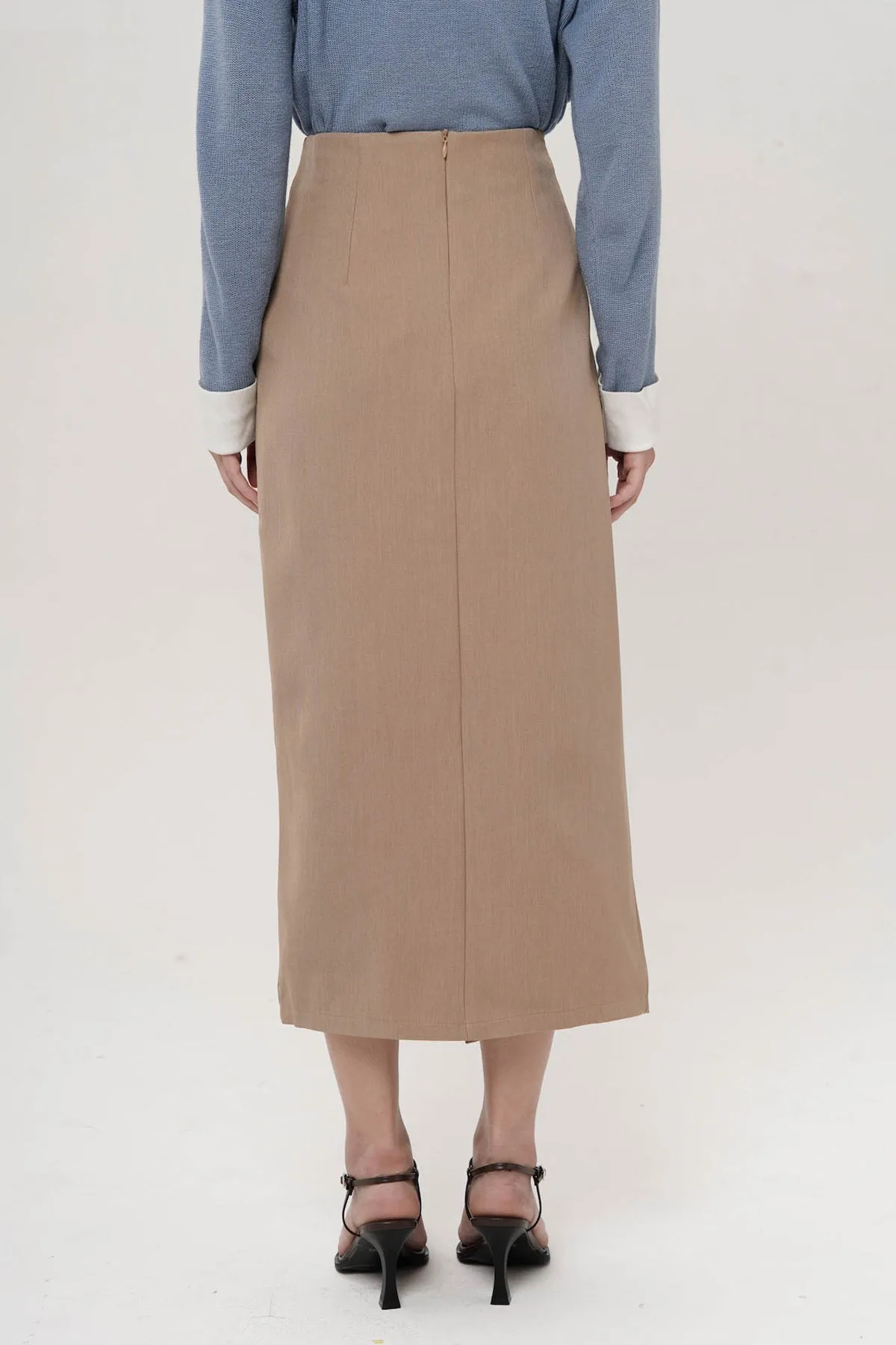 Zamora Midi Skirt In Brown